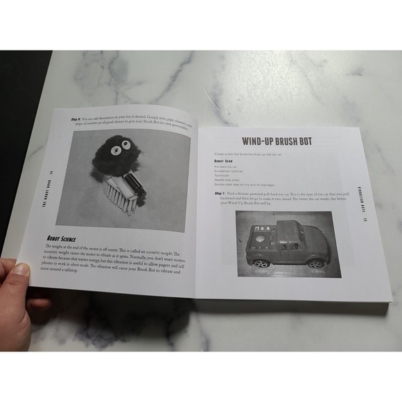 Science in Motion Ser.: The Robot Book : Build and Control 20 Electric... - Picture 6 of 10